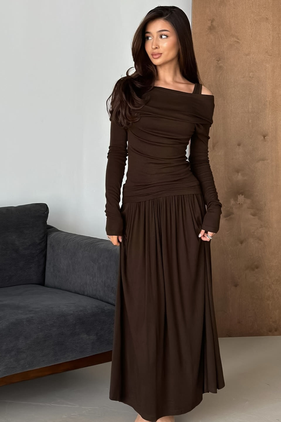 One Shoulder Draped Collar Long Sleeve Ruched Waist Maxi Dress