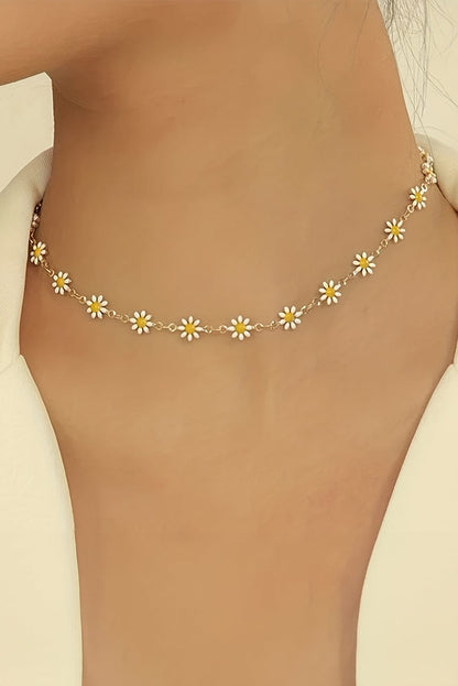 Daisy Alloy Choker Necklace with Adjustable Chain