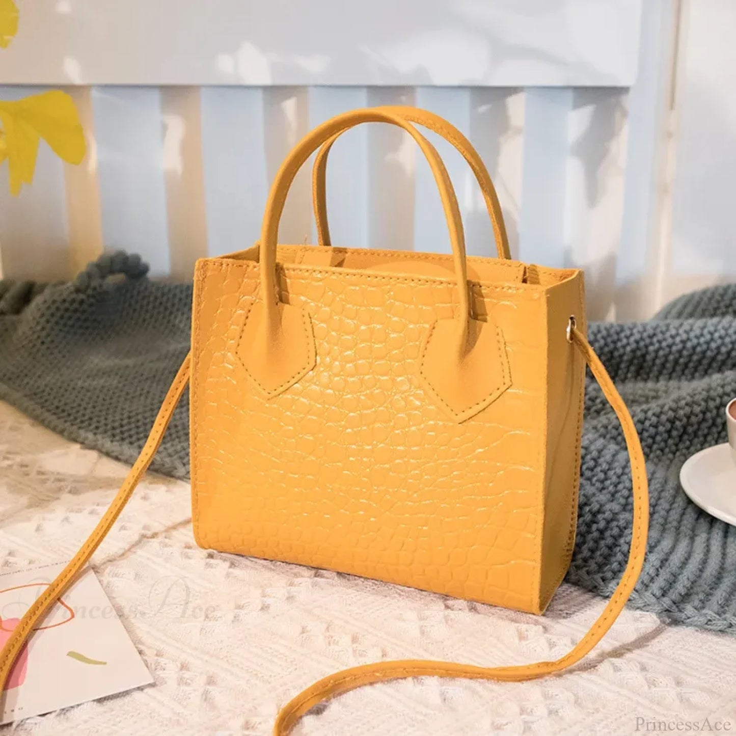 Fashion PU Leather Square Crossbody Handbag