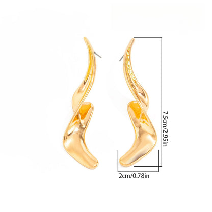 Asymmetrical Twist Geometric Stud Earrings