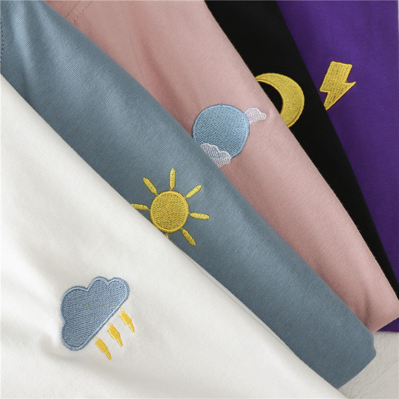 Cute Casual Cartoon Moon Sun Star Cloud Embroidery Loose T-shirt Short Sleeve Tee Shirt Top E-Girl Kawaii Korean Japanese Harajuku Retro Streetwear
