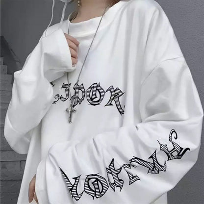 White Dark Anime Girl Cartoon Print Long Sleeve White T-Shirt Oversize Loose Vintage Goth Aesthetic E-Girl Kawaii Korean Japanese Harajuku Streetwear
