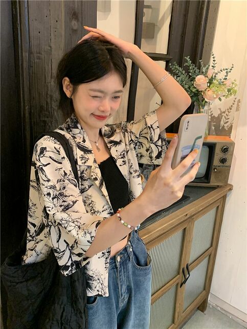 Black & White Floral Short Sleeve Shirt