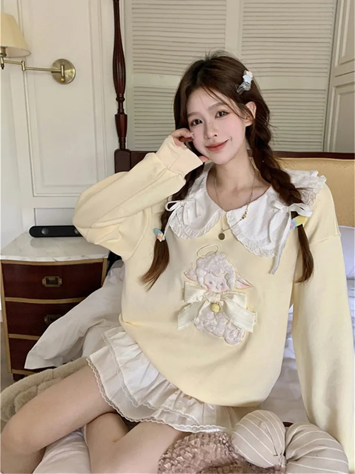 Yellow Sheep Peterpan Collar Sweatshirt