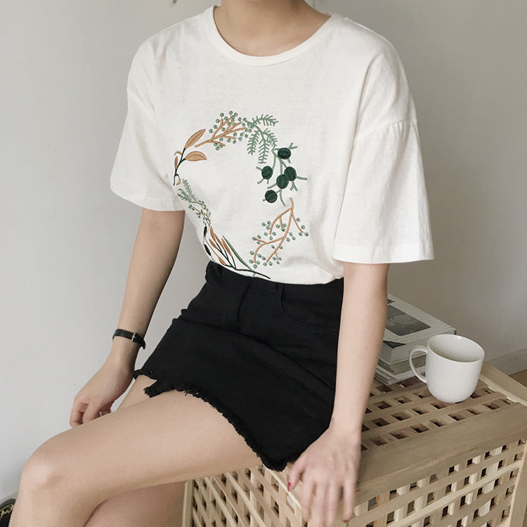 Cute Flower Plant Print Embroidery Shirt T-shirt Tee Top Kawaii Korean Japanese Harajuku Chinese Retro Streetwear Aesthetic Fashion