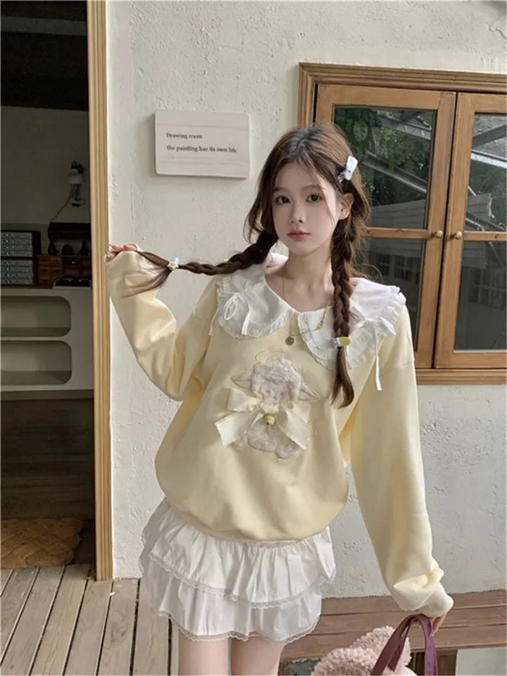 Yellow Sheep Peterpan Collar Sweatshirt