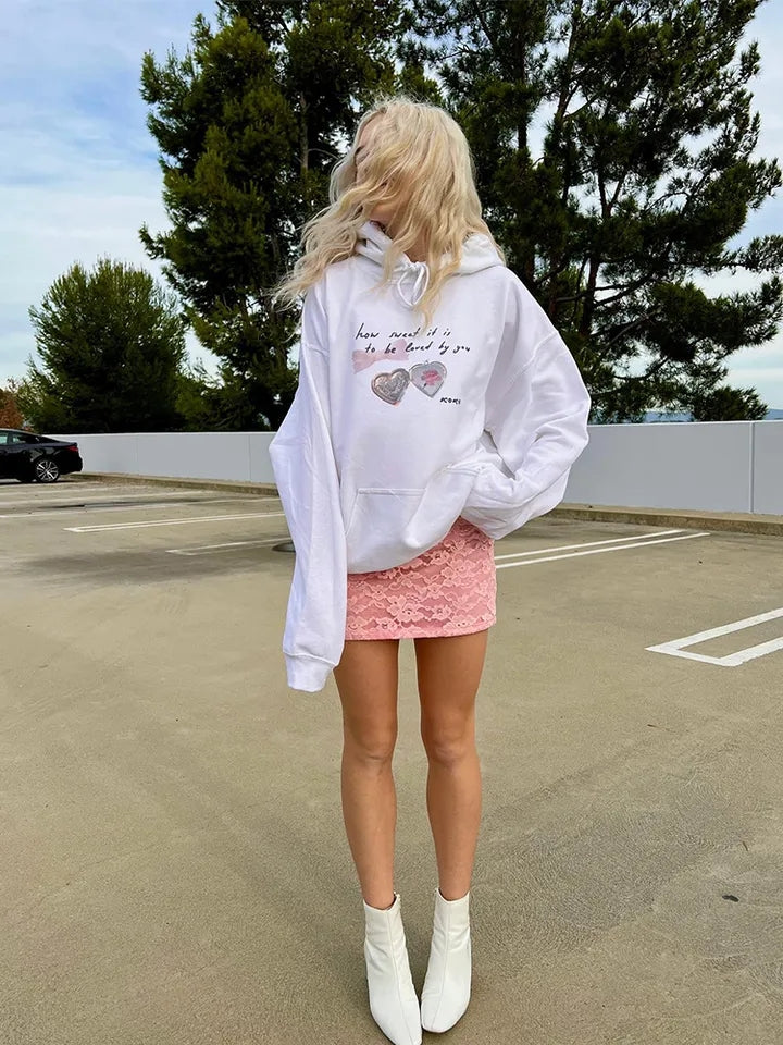 Sweet White Heart Locket Print Hoodie