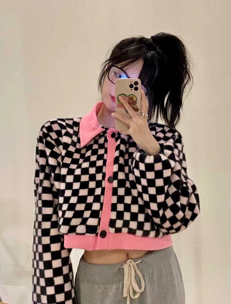 Black & White Checkered Long Sleeve Sweater