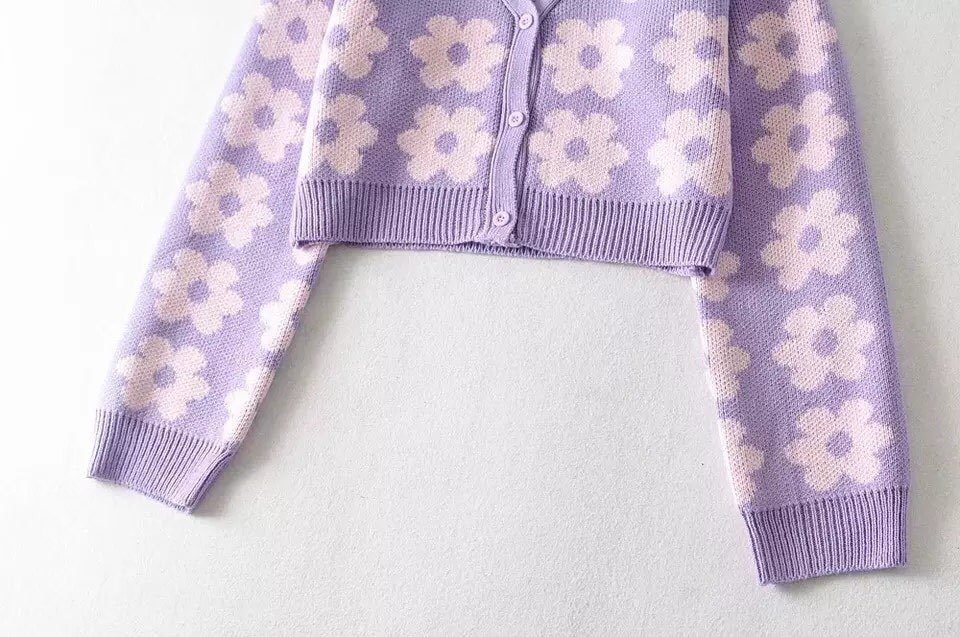 Cute Vintage 90s Purple Pink Flowers Cardigan Long Sleeve Shirt Top V Neck Sweater Jumper Aesthetic E-Girl Kawaii Korean Japanese Harajuku Streetwear