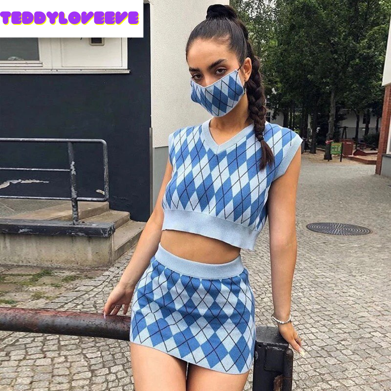 Cute Vintage 90s Argyle Plaid 2 Piece Co-ord Set Knit Sleeveless Tank Crop Top Mini Skirt Aesthetic E-Girl Kawaii Korean Japanese Harajuku Streetwear