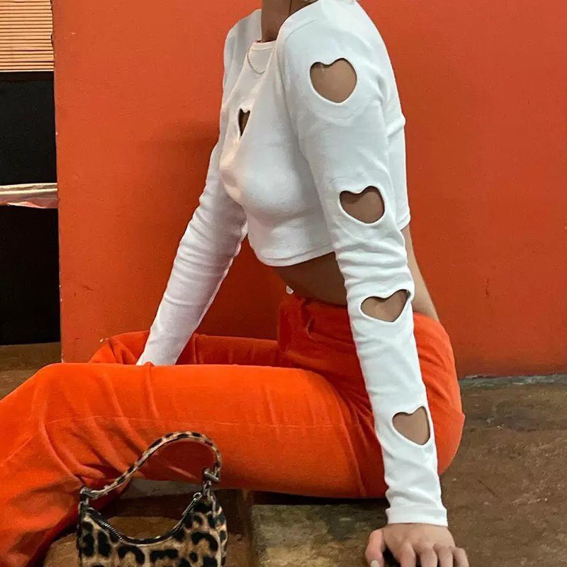 Heart Cut Out Retro White Long Sleeve T-shirt Crop Top Streetwear Summer Aesthetic Casual E-Girl Kawaii Korean Japanese Harajuku