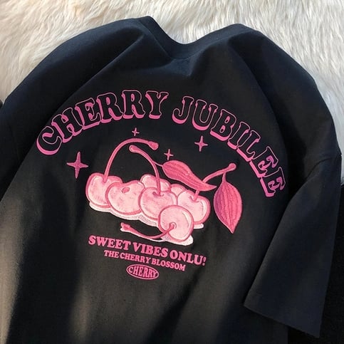 Cherry Embroidery Loose Short Sleeve T-shirt
