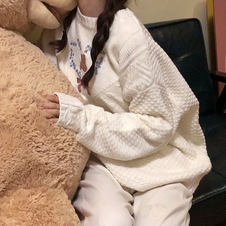 Heart Bear Flower Bow Embroidery Knit Sweater