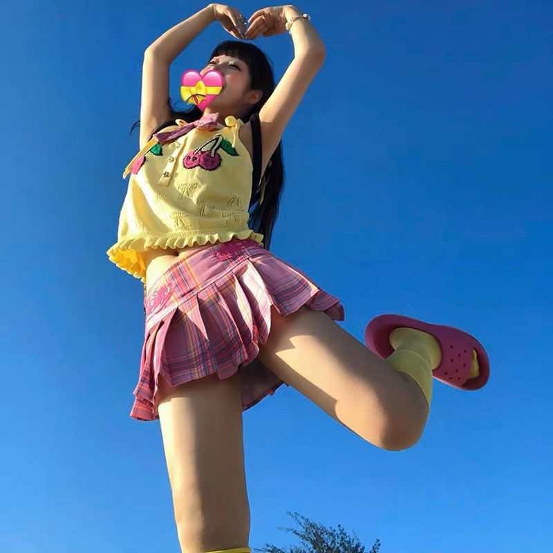 Pink Pleated Low Waist Mini Skirt