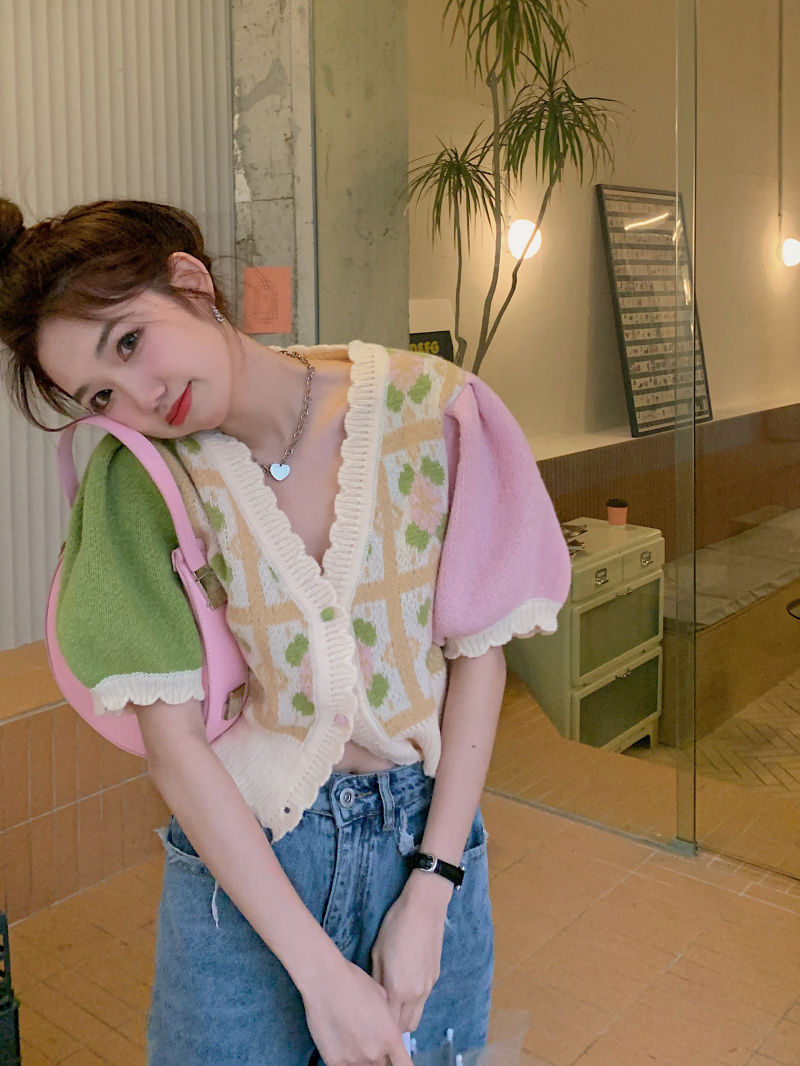 Pastel Flower Patchwork Knit Puff Sleeve Blouse