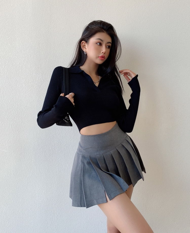 Grey Split Pleated Mini Skirt