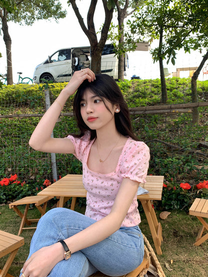 Pink Floral Puff Sleeve Square Collar Top