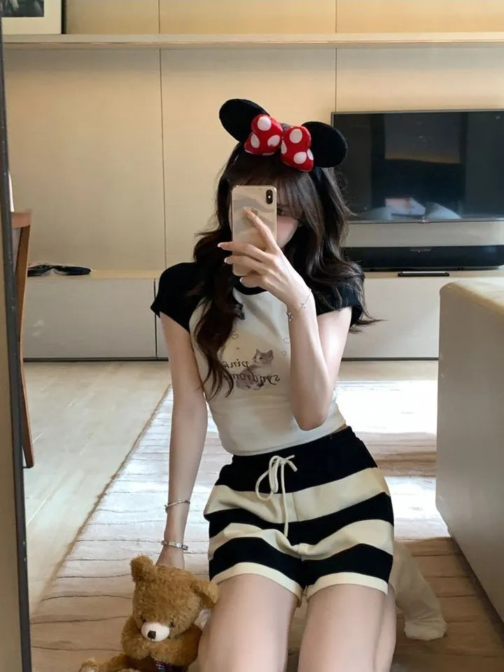 Cat Print Cropped Short Sleeve T-shirt