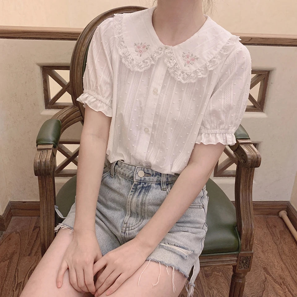 White Floral Embroidery Peterpan Collar Blouse