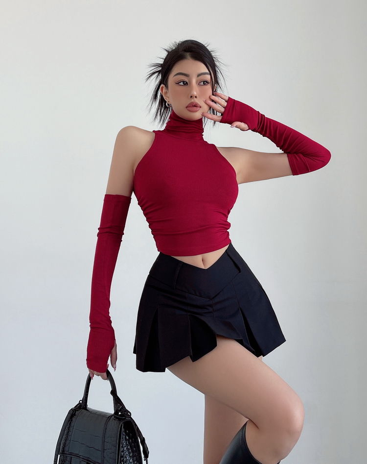 Black V Shape Low Waist Mini Skirt