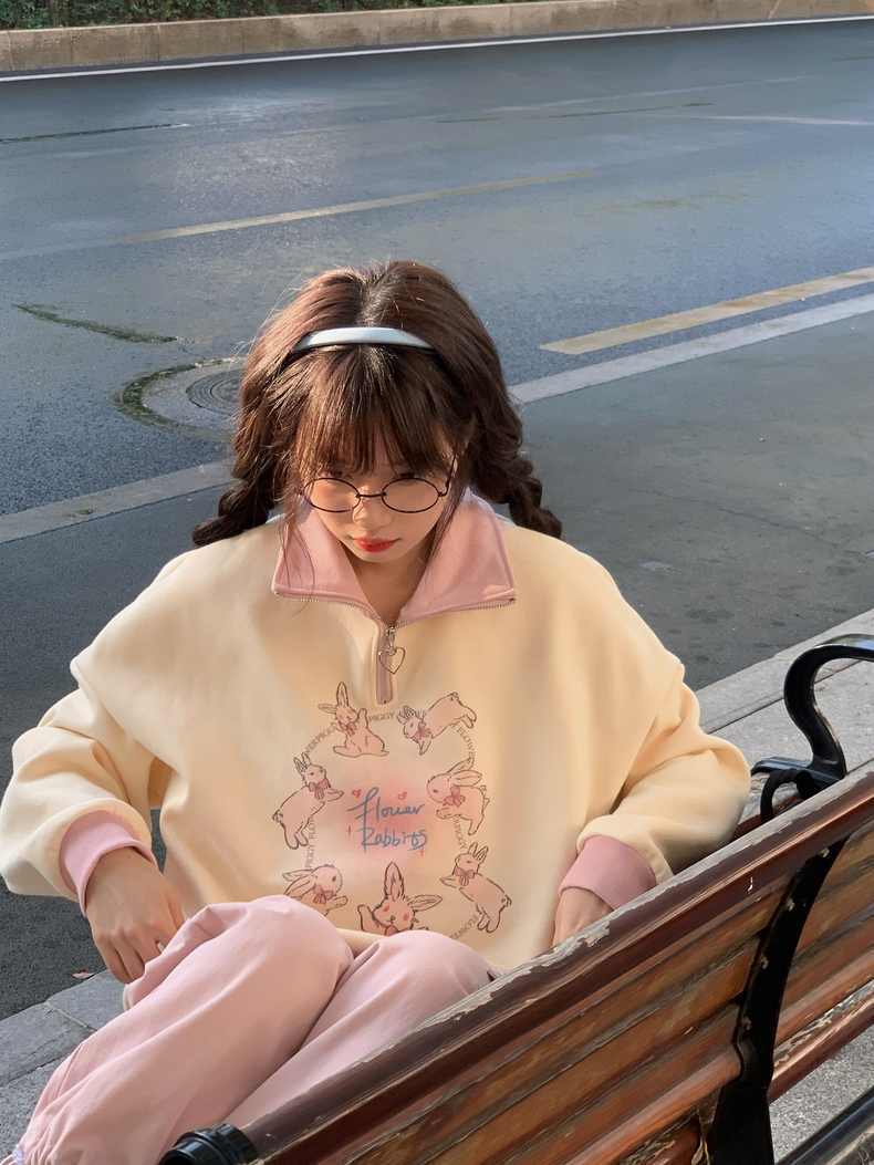 Rabbit Print Collar Zip Up Jacket