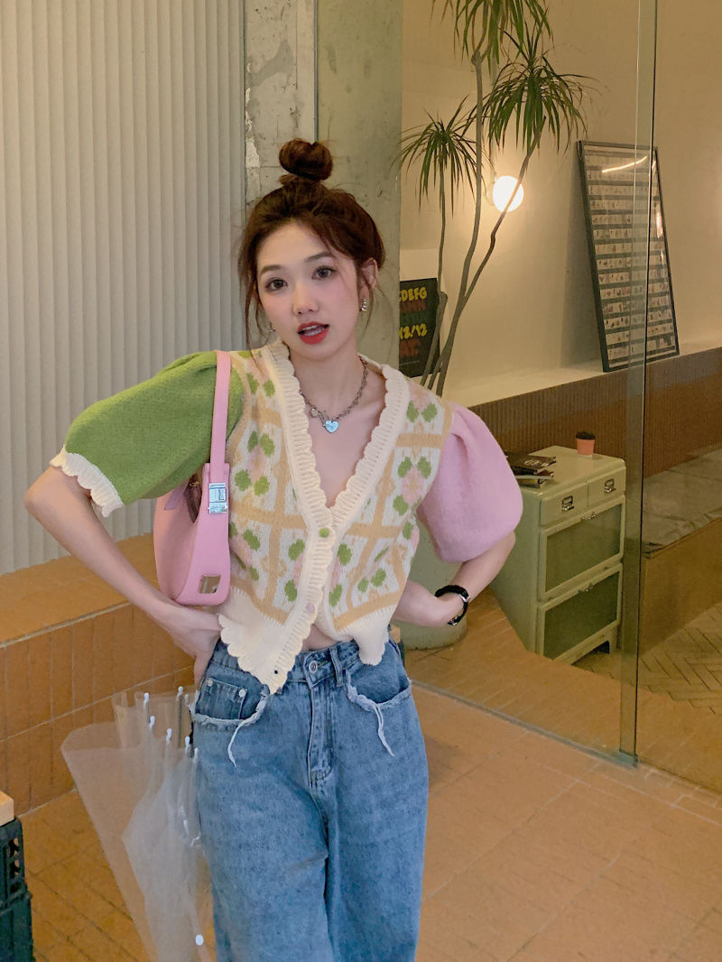 Pastel Flower Patchwork Knit Puff Sleeve Blouse