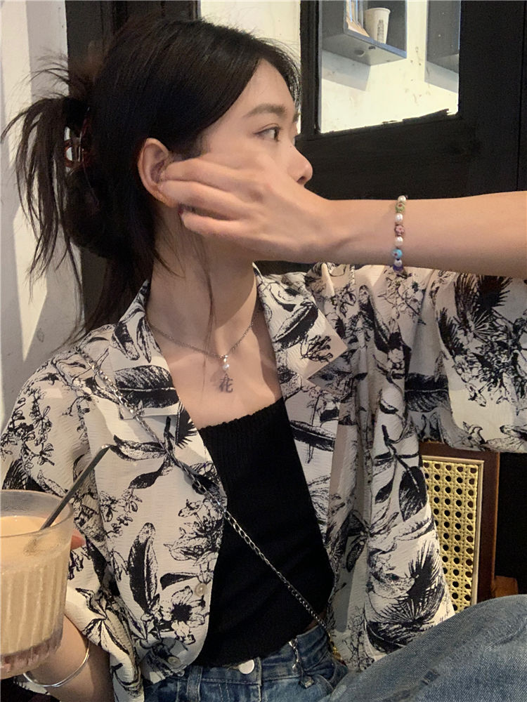 Black & White Floral Short Sleeve Shirt