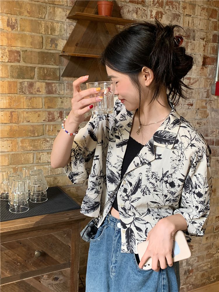 Black & White Floral Short Sleeve Shirt