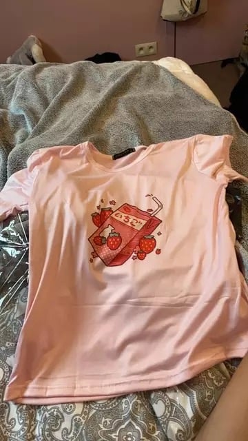 Cute Pink Strawberry Juice Box Graphic Cartoon Print Loose Short Sleeve Short T-shirt Top Casual E-Girl Kawaii Korean Japanese Harajuku Streetwear