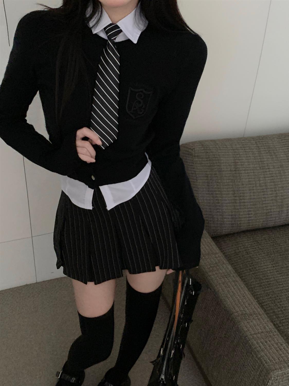 Black Stripe Pleated Mini Skirt