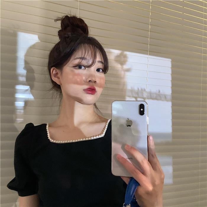 Black Pearl Lace Up Backless Puff Sleeve Blouse