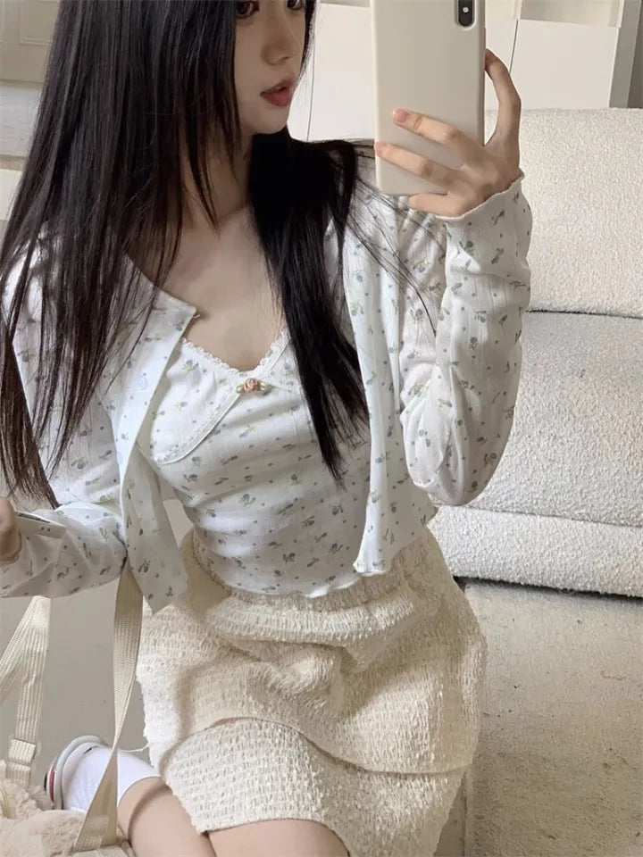2PCS Floral Crop Top + Cardigan