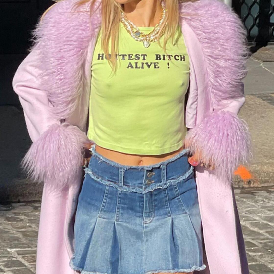 Green Hottest B Alive Letter Print Short Sleeve Shirt Crop Top Summer Aesthetic Casual E-Girl Kawaii Korean Japanese Harajuku