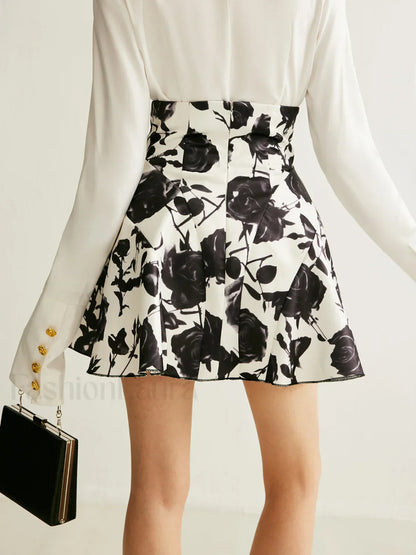 Floral Print Button-Detail Skirt