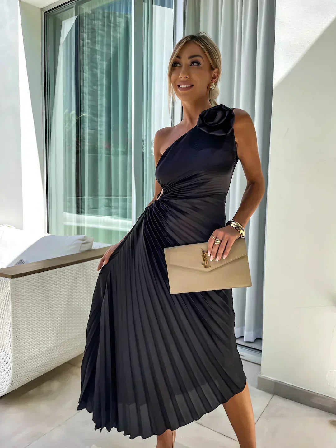 Women's One-Shoulder Pleated Elegant Dress – Flowing Evening Gown