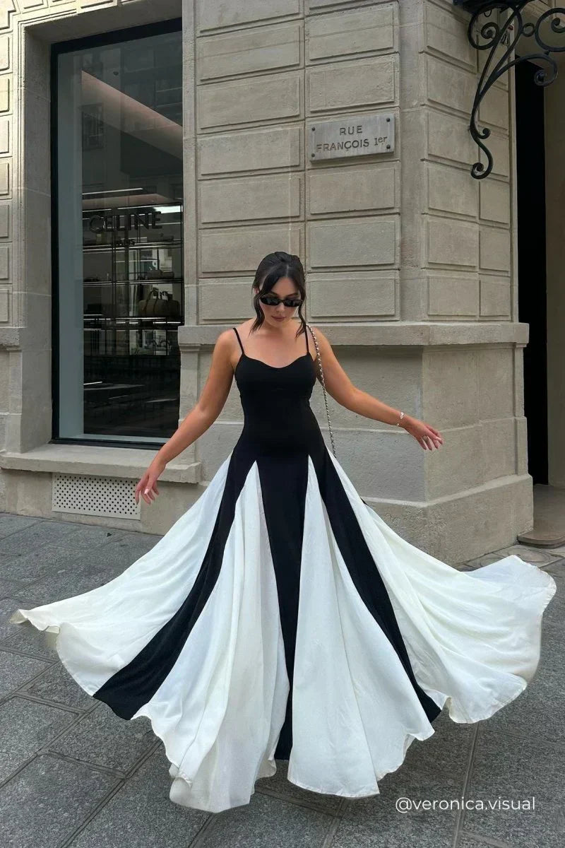 Spaghetti Strap Sweetheart Neck Contrast Panel Godet Pleat Maxi Dress