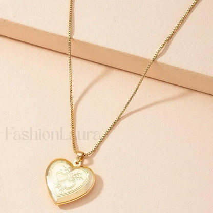 Heart-shaped Pendant Necklace