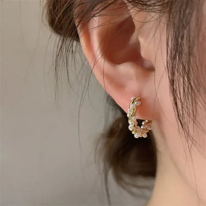 Aurora Pearl Hoop Earrings | Twisted Gold Design