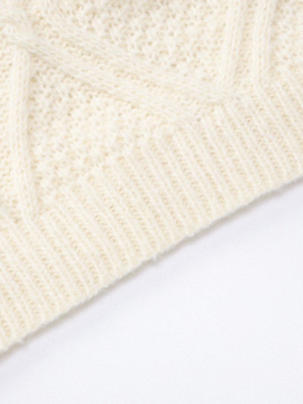 Cable Knit Cropped Sweater