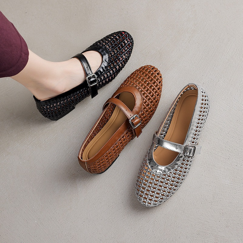| Woven Flats
