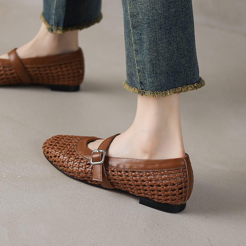 | Woven Flats