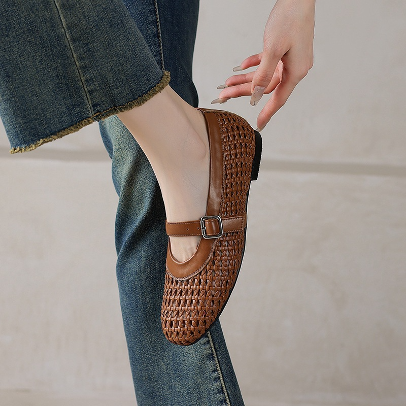 | Woven Flats