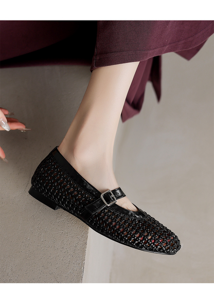 | Woven Flats
