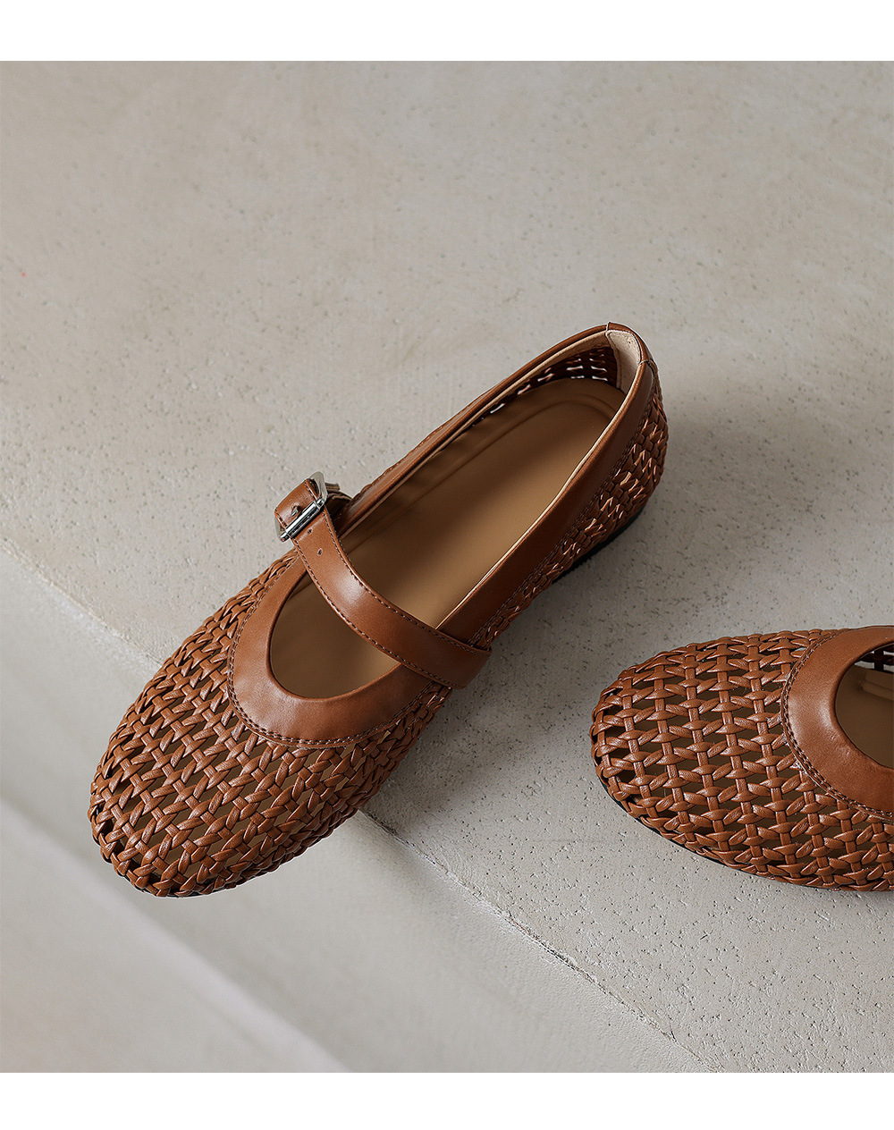 | Woven Flats