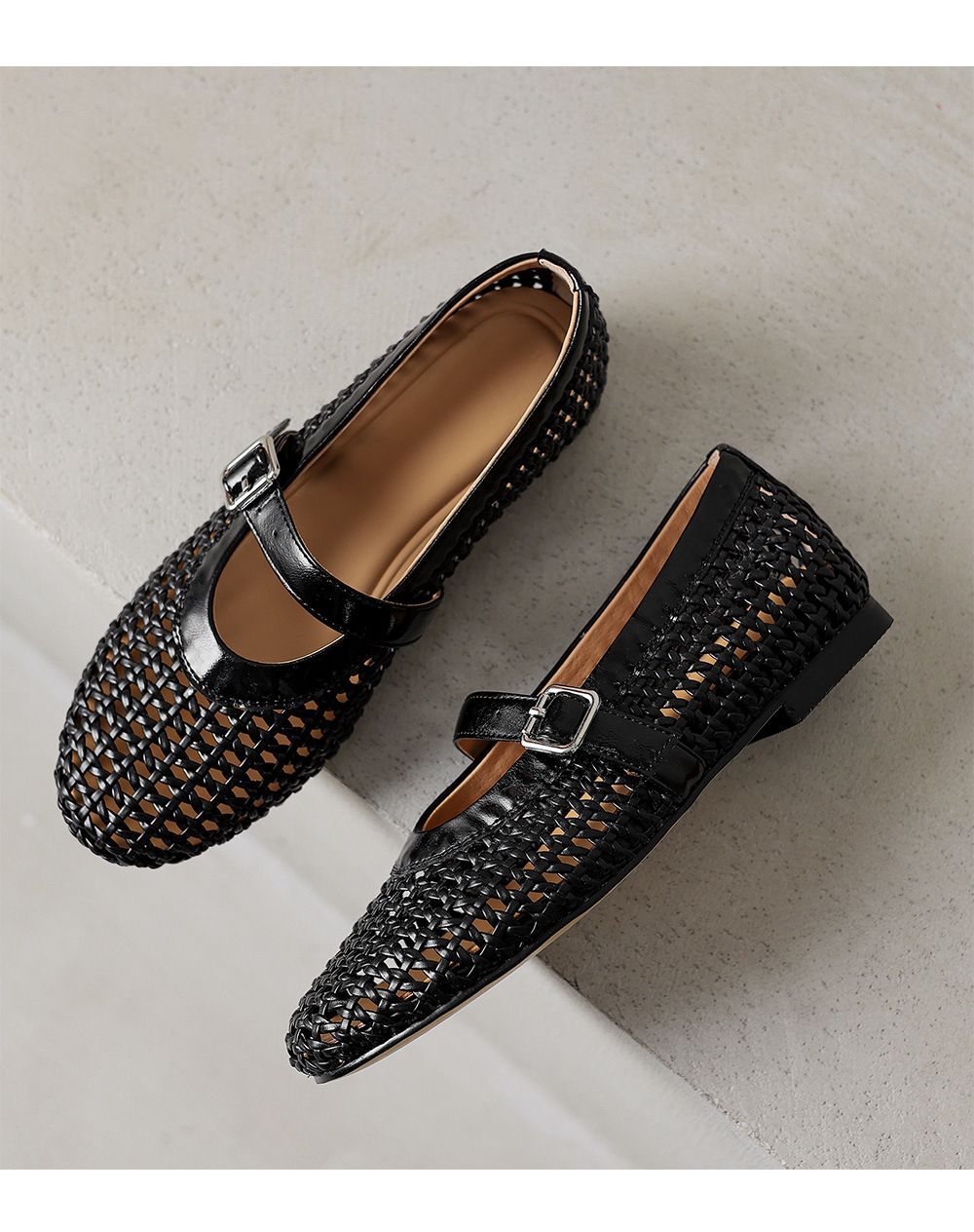 | Woven Flats