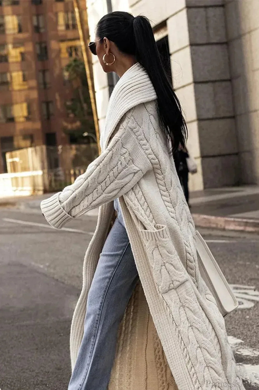 Knitted White Lapel Woolen Double Pocket Overcoat