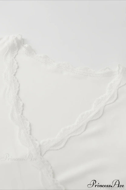 Lace Paneled V-Neck Tie-Waist Long-Sleeve Slim Knit Top