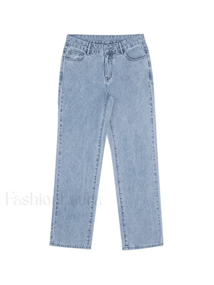 Light Wash Denim Boyfriend Jeans