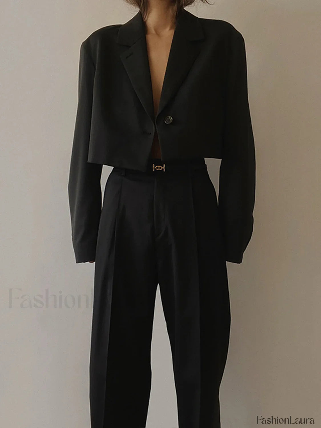 Mind My Graceful Business Crop Blazer