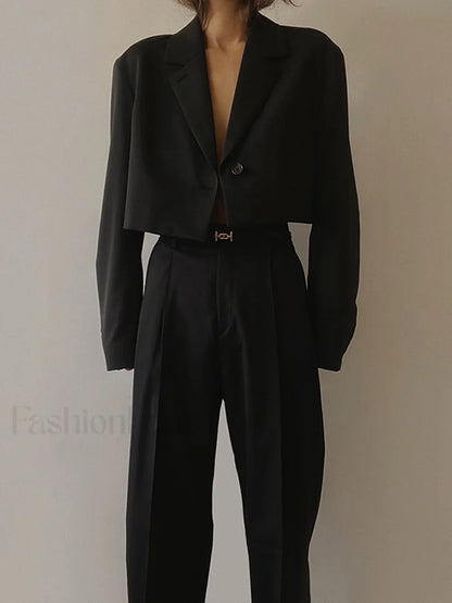 Mind My Graceful Business Crop Blazer